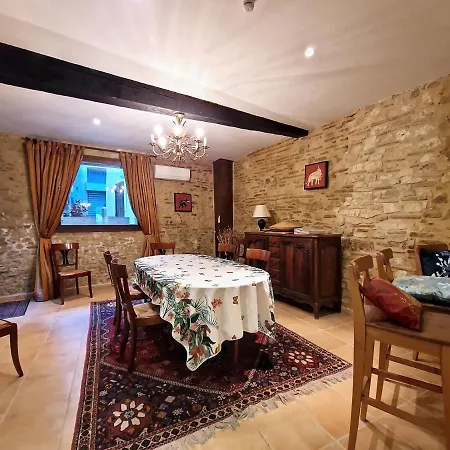 Holiday home Elusate