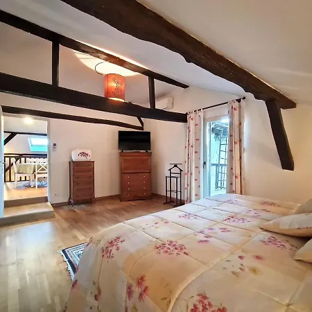 Elusate Hébergement de vacances *